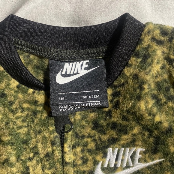 3 Month Nike Pajamas - Picture 3 of 3